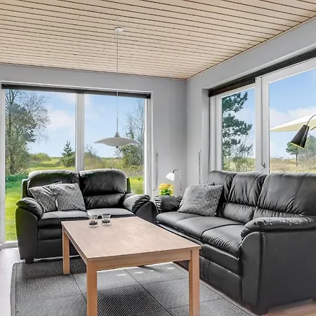 펜션 3 Bedroom Front In Sydals